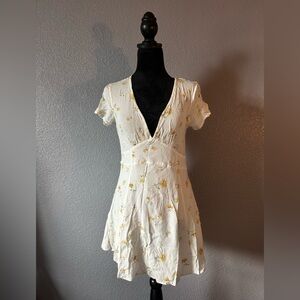 Yellow white Floral Crepe Stretchy Mini Dress V neck medium